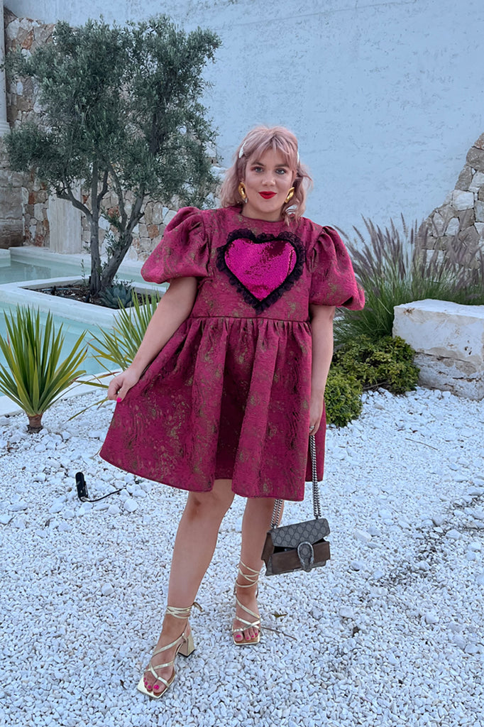 iSOLATED HEROES – Isolated Heroes